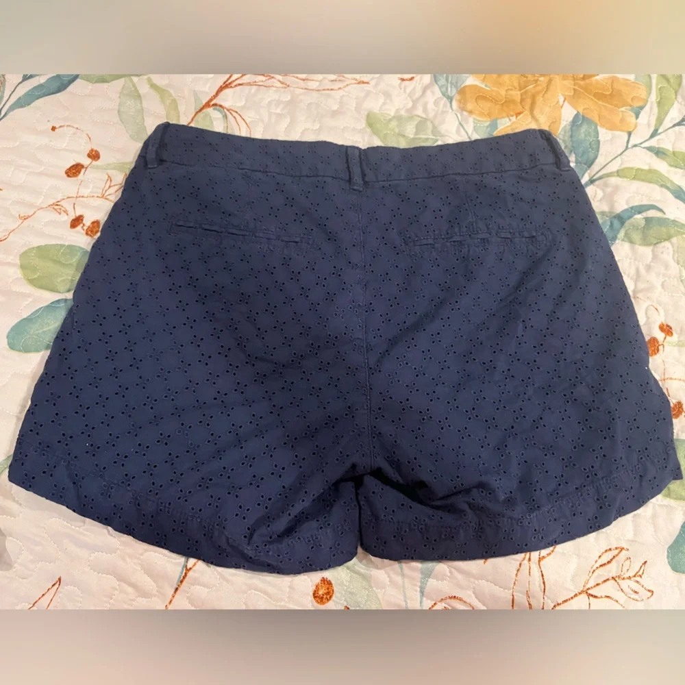 Old Navy Eyelet Navy Blue Shorts- Women’s- Size 8
